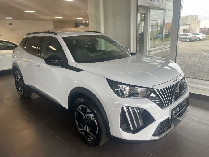 Peugeot 2008, Peugeot 2008 Allure 1,2 PureTech 100k Man6, barva bílá