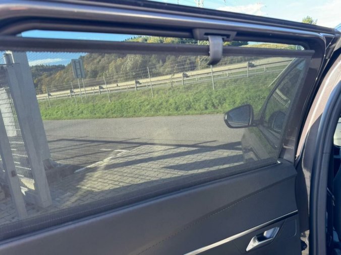 Peugeot 5008, Peugeot 5008 ALLURE PACK BlueHDi 130 EAT 8, barva šedá