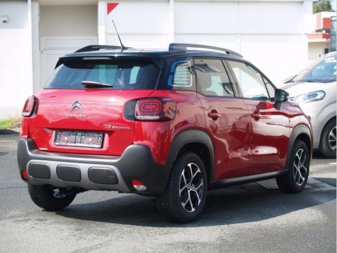 Citroën C3 Aircross, Shine 1,2PT 110, barva červená