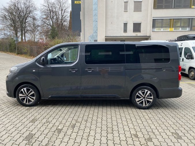 Peugeot Traveller, Peugeot Traveller Allure Long 2.0 BlueHDi 180 EAT8 - 0027, barva šedá