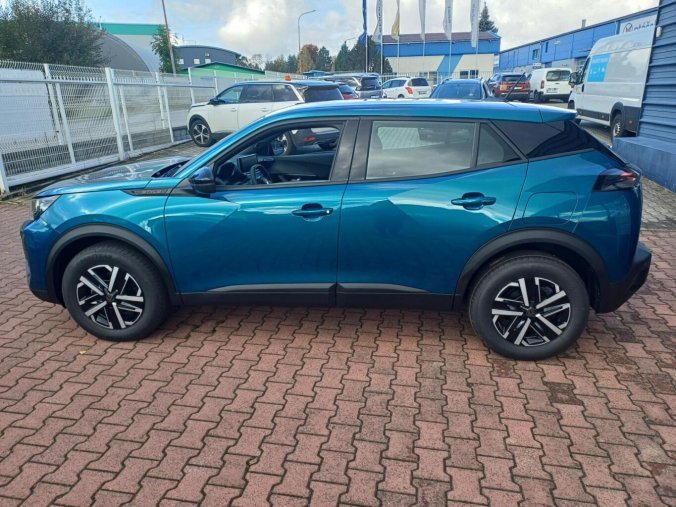 Peugeot 2008, Peugeot 2008 STYLE Hybrid 110 e-DCS6, barva modrá