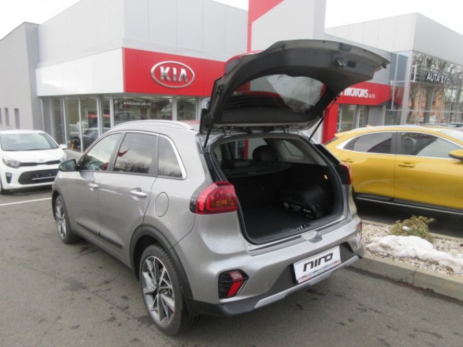 Kia Niro, 1,6 GDi 6DCT HEV EXCLUSIVE, barva stříbrná