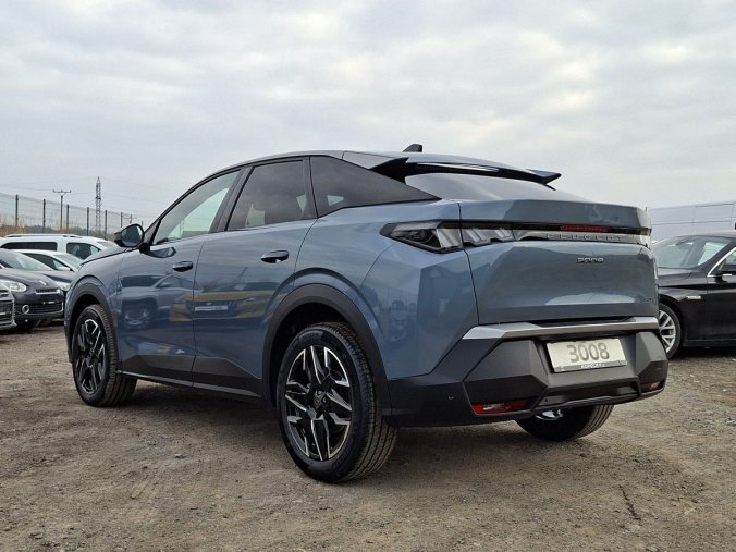 Peugeot 3008, Peugeot 3008 ALLURE Hybrid 145 e-DCS6, barva modrá