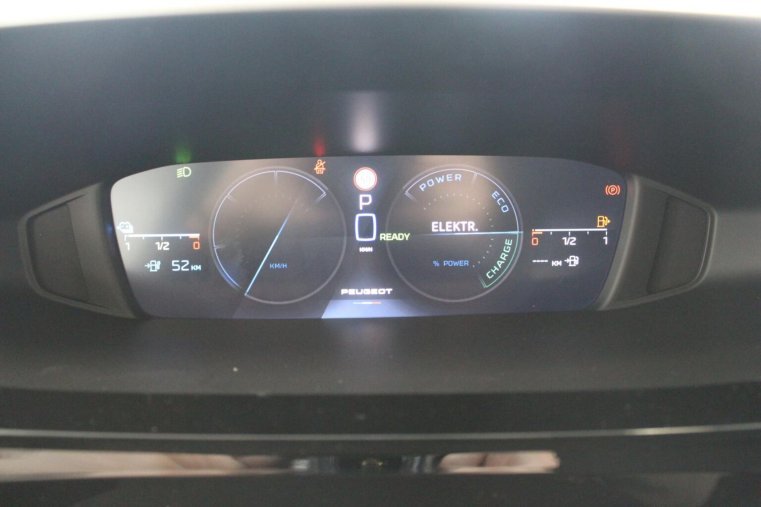 Peugeot 408, Peugeot 408 ALLURE Hybrid 145 e-DCS6, barva modrá