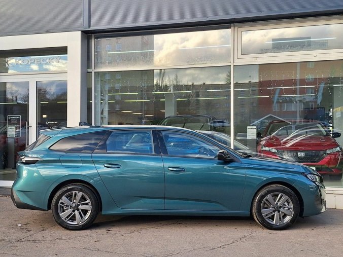 Peugeot 308, Peugeot 308 SW ACTIVE 1.2 PT 130K MAN6, barva modrá