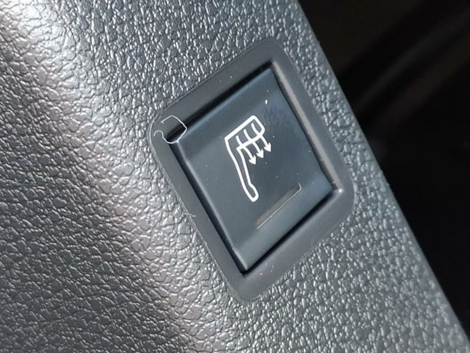 Peugeot Rifter, Peugeot Rifter GT 1.5 HDI 130kAUT8 osobní NAV, barva zelená