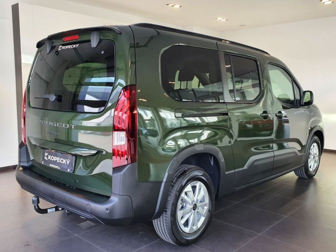 Peugeot Rifter, Peugeot Rifter LONG ALLURE BlueHDi 130 MAN6, barva zelená