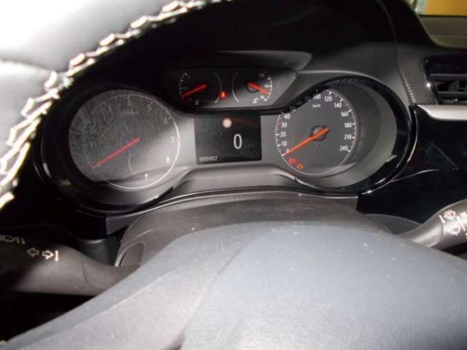 Opel Corsa, Edition 1.2 (55kW/75k) MT5, barva černá