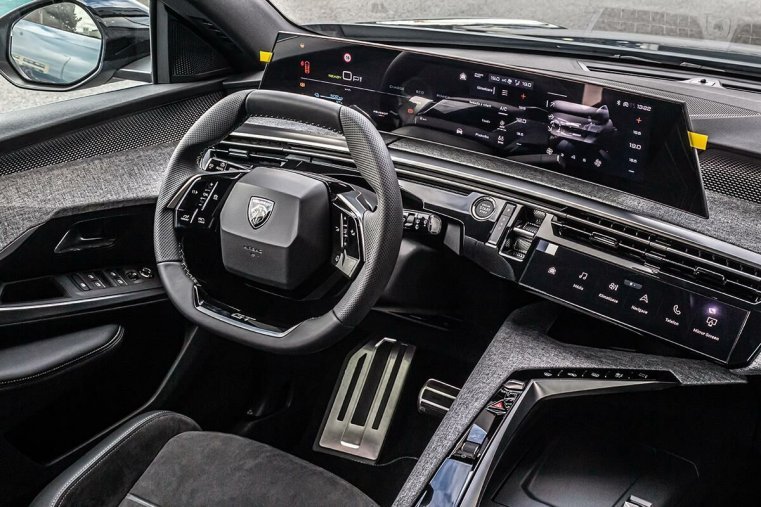 Peugeot 5008, Peugeot 5008 0,0 E- GT Elektromotor 157 kW, barva modrá