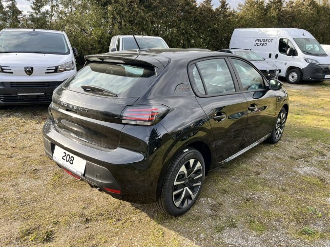 Peugeot 208, Peugeot 208 STYLE PureTech 100k MAN6, barva černá