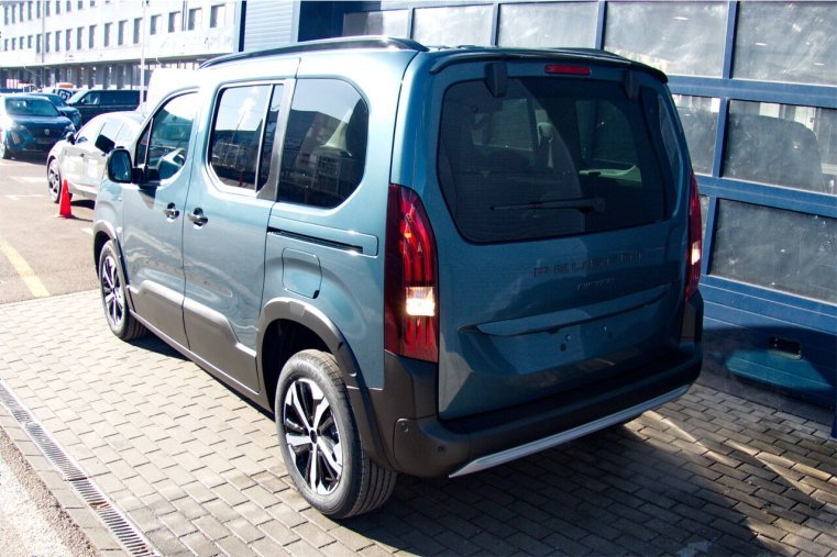 Peugeot Rifter, Peugeot Rifter GT BlueHDi 130 S&S EAT8, barva modrá