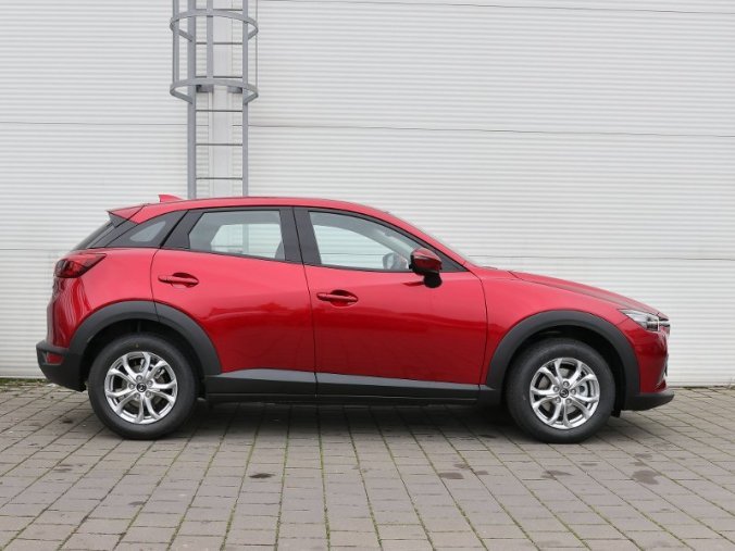 Mazda CX-3, 2,0 Skyactiv-G 89kW/121k 6MAN, barva červená
