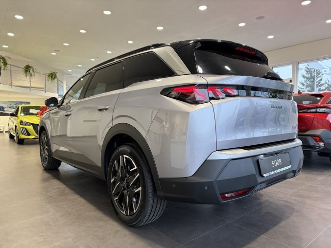 Peugeot 5008, Peugeot 5008 GT Hybrid 145k, Automat, barva šedá