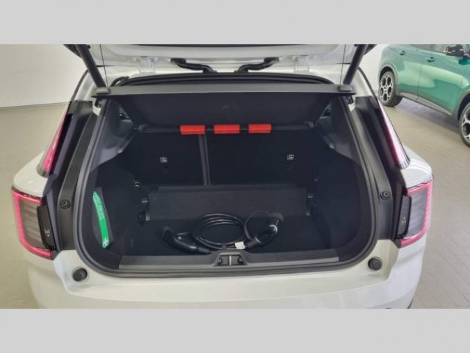 Volvo ex30, Single Motor Plus 272 HP Exten, barva bílá