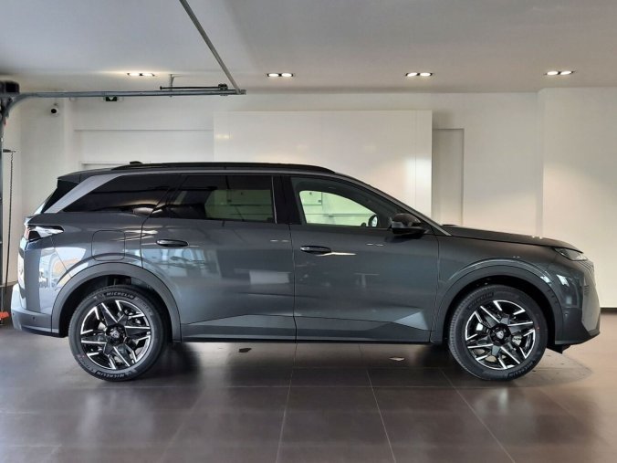 Peugeot 5008, Peugeot 5008 5008 ALLURE Hybrid 145 e-DCS6, barva šedá