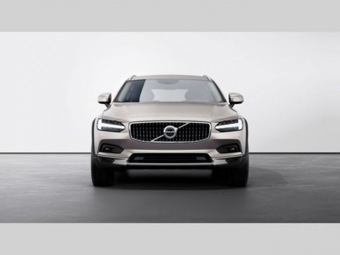 Volvo V90, B4 2.0L 197+14 HP AT8 AWD CROS, barva stříbrná