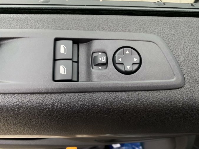 Peugeot Traveller, Peugeot Traveller Allure Long 2.0BlueHDi 180EAT8, barva zelená
