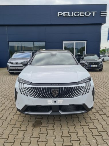 Peugeot 5008, Peugeot 5008 5008 GT Hybrid 145 e-DCS6, barva bílá