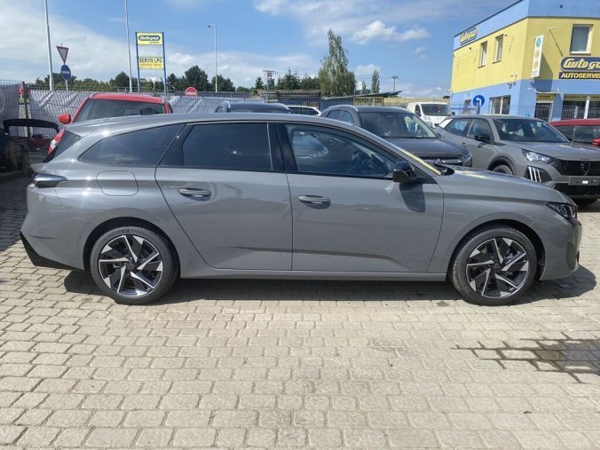 Peugeot 308, Peugeot 308 SW ALLURE Hybrid 145 e-DCS6, barva šedá