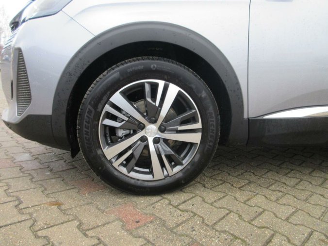 Peugeot 5008, Peugeot 5008 ALLURE BlueHDi 130 S&S EAT 8, barva šedá