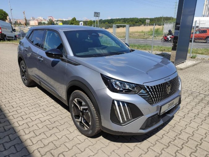 Peugeot 2008, Peugeot 2008 ALLURE 1.2 TURBO 100k 2xkamera, barva stříbrná