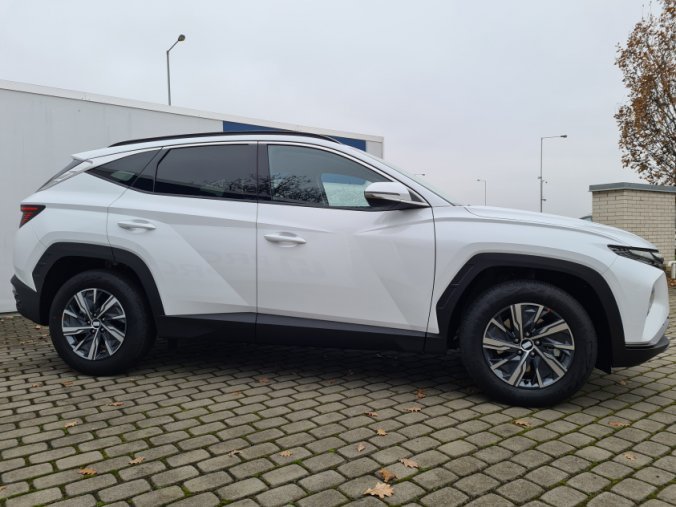 Hyundai Tucson, 1,6 T-GDI 4x2 110 kW 6st. manuální, barva bílá