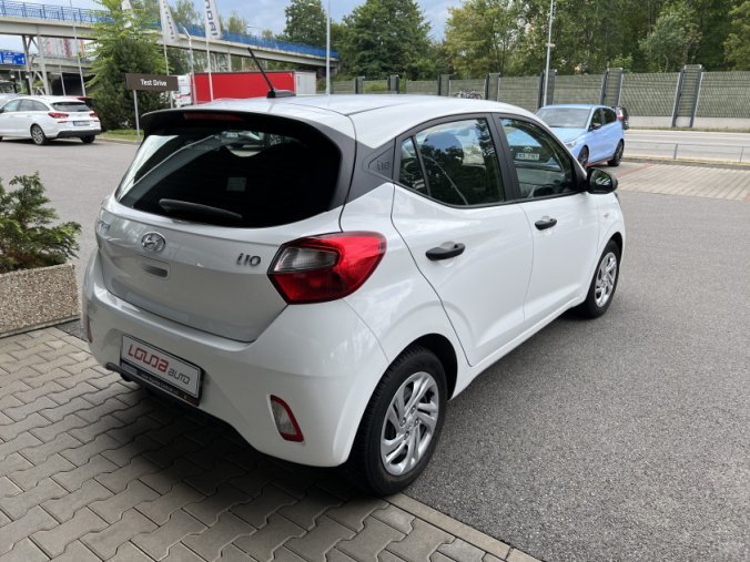 Hyundai i10, 1,0i 5 st. manuální, barva bílá