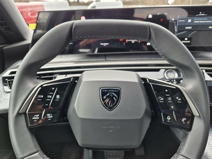 Peugeot 5008, Peugeot 5008 ALLURE Hybrid 145 e-DCS6, barva modrá