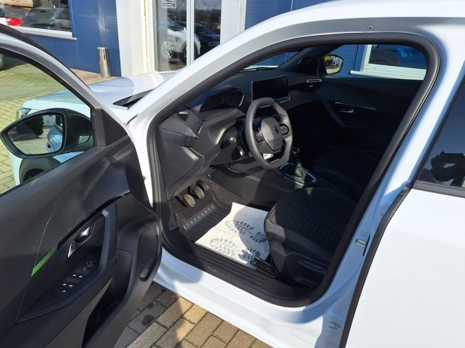 Peugeot 2008, Peugeot 2008 STYLE PureTech 100 M6, barva bílá