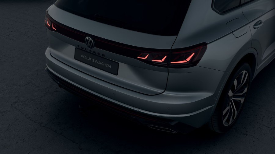 Volkswagen Touareg, Touareg R-Line V6 3,0 TDI 210 kW 4MOT, barva stříbrná