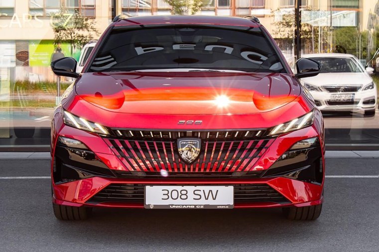 Peugeot 308, Peugeot 308 1,5 SW GT BlueHDi 130 EAT8, barva červená