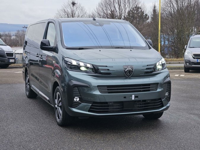 Peugeot Traveller, Peugeot Traveller Long ALLURE 2.0 BHDi 180k EAT8, barva zelená