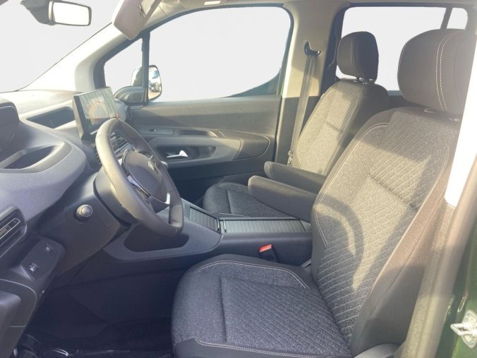Peugeot Rifter, Peugeot Rifter LONG ALLURE BlueHDi 130 MAN6, barva zelená