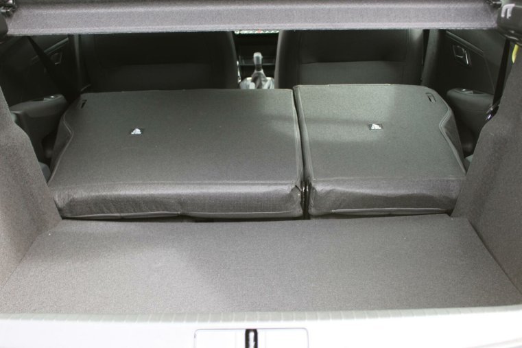 Peugeot 208, Peugeot 208 ACTIVE PureTech 75 S&S MAN5, barva bílá