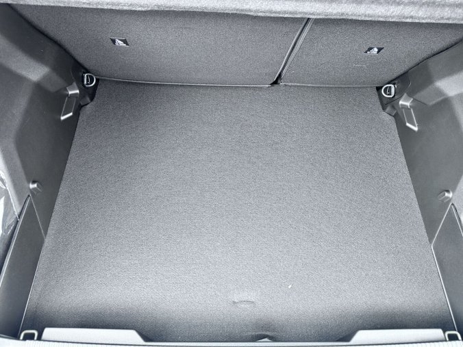 Peugeot 2008, Peugeot 2008 STYLE Turbo 100 MAN6, barva šedá