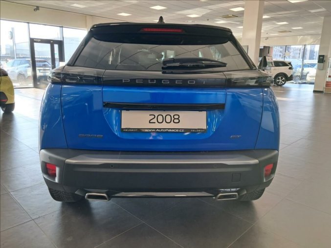 Peugeot 2008, Peugeot 2008 1,2 PureTech 130k EAT8  GT, barva modrá