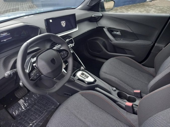 Peugeot 2008, Peugeot 2008 BUSINESS Hybrid 110 e-DCS6, barva modrá