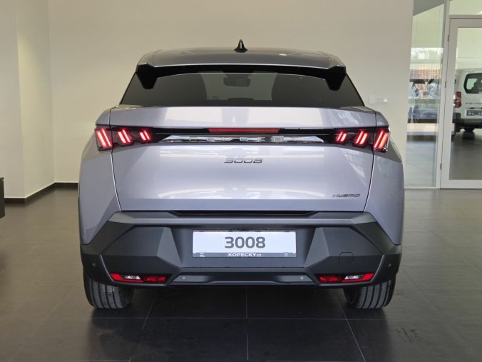 Peugeot 3008, Peugeot 3008 ALLURE Hybrid 136 e-DCS6, barva šedá