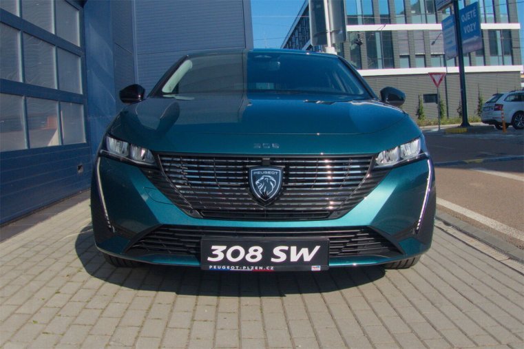 Peugeot 308, Peugeot 308 SW Allure BlueHDI 130 EAT8, barva modrá