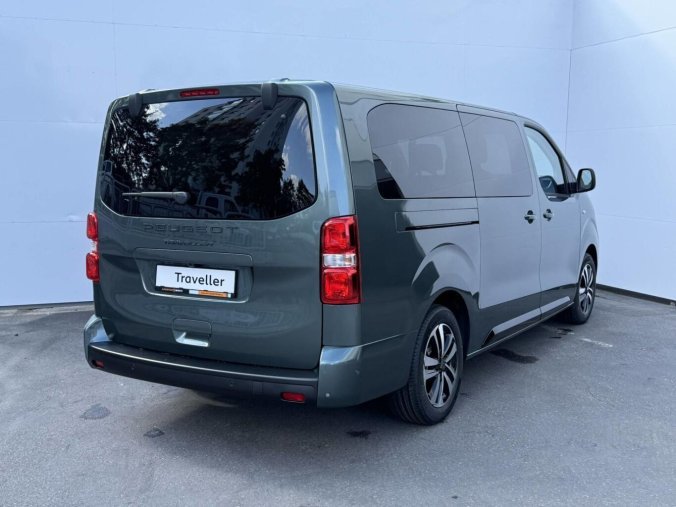 Peugeot Traveller, Peugeot Traveller Allure Long 2.0 BlueHDi S&S EA, barva zelená