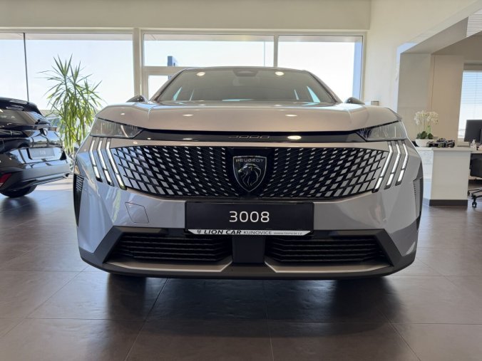 Peugeot 3008, Peugeot 3008 ALLURE Long Range, e-dojezd 700km, baterie 97 kWh, barva šedá