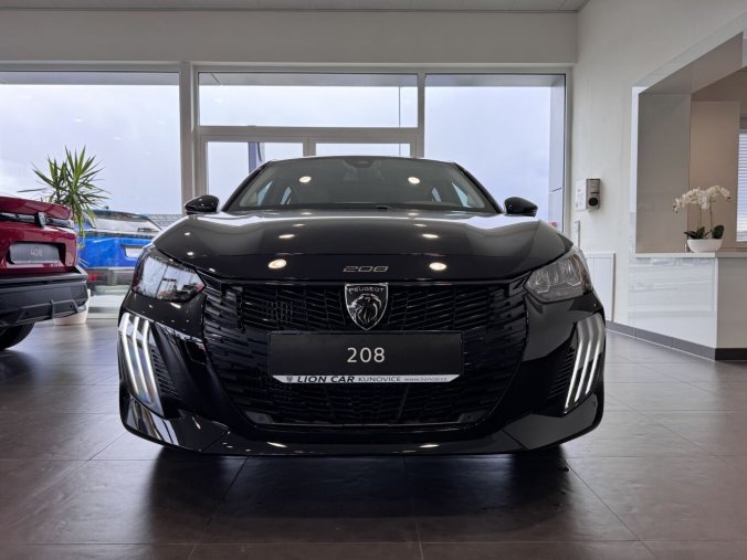 Peugeot 208, Peugeot 208 ALLURE, 100 koní, Visiopark, barva černá