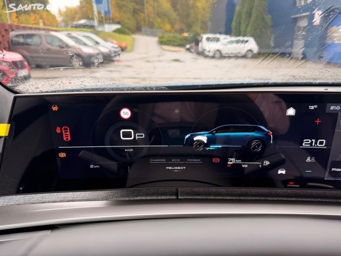 Peugeot 5008, Peugeot 5008 ALLURE Hybrid 145 e-DCS6, barva modrá