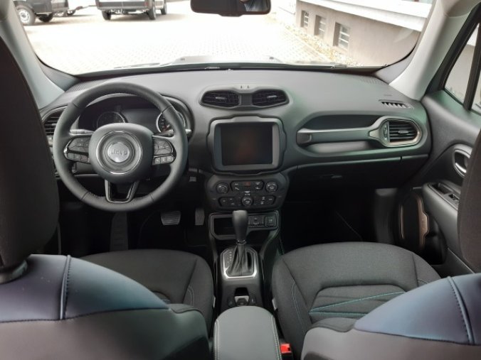 Jeep Renegade, 1,5 130 PS Night Eagle automat, barva zelená