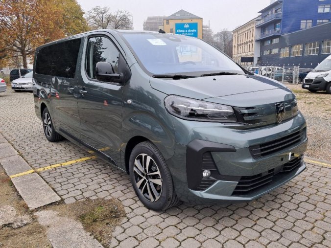 Peugeot Traveller, Peugeot Traveller Active L3 2.2 BlueHDi 180 S&am, barva zelená