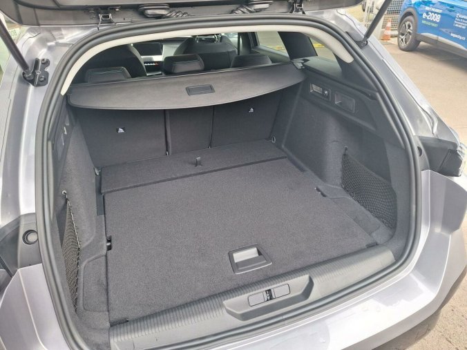 Peugeot 308, Peugeot 308 SW ALLURE 1.5 BHDi 130K EAT8, barva šedá