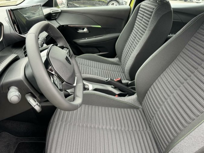Peugeot 208, Peugeot 208 ACTIVE - IHNED K ODBĚRU, barva žlutá