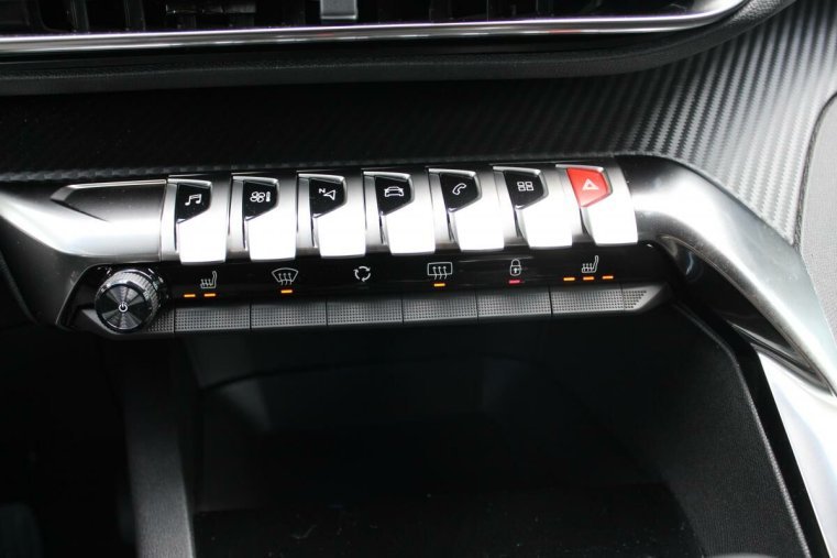 Peugeot 5008, Peugeot 5008 ACTIVE PACK 1.2 automat 130k, barva modrá