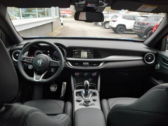 Alfa Romeo Stelvio, Veloce 4x4 2,0 280PS model23, barva modrá