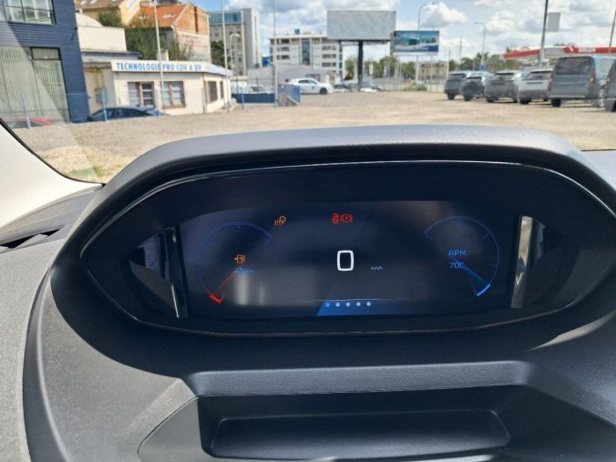 Peugeot Rifter, Peugeot Rifter LONG ALLURE BlueHDi 130 S&, barva šedá